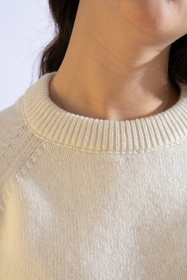 Sweater Emi Crudo